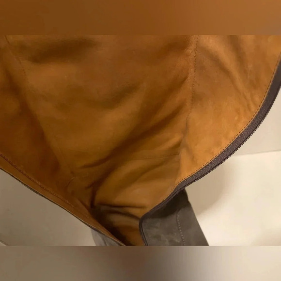 Via Spiga gray suede boots size 6 almond toe wedge - Picture 7 of 11